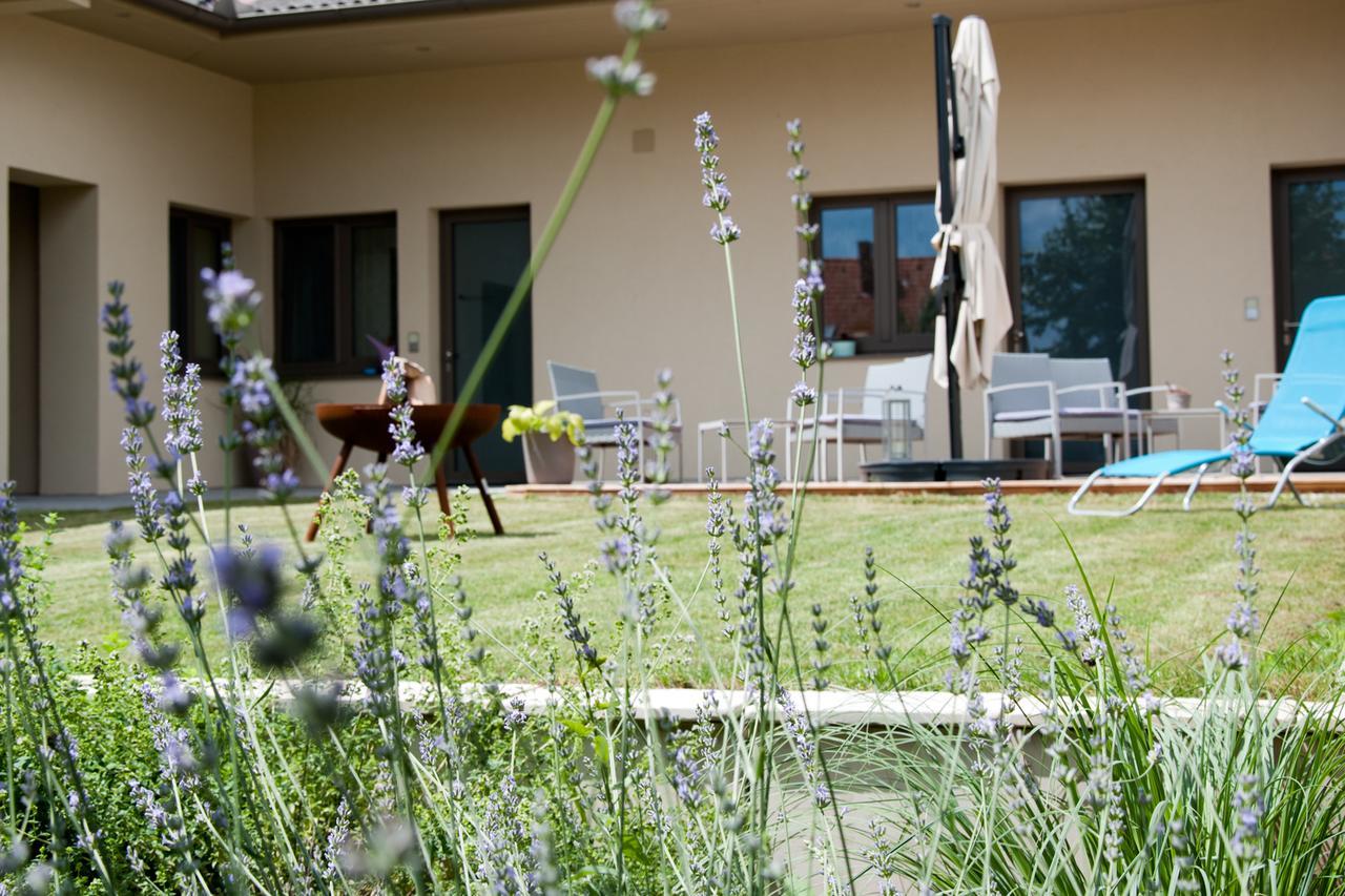 Sabines Apartments Ferienwohnungen Frauenkirchen Exteriér fotografie